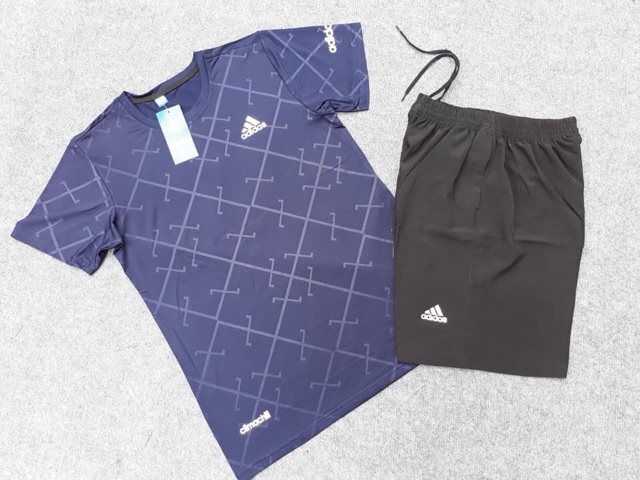 Hàng về mẫu mới nhất năm nay đây ạ.  Hàng về rồi e mới dám up đây ❗️Bộ thể thao das cho nam vân chìm mẫu mới nhất năm na | BigBuy360 - bigbuy360.vn