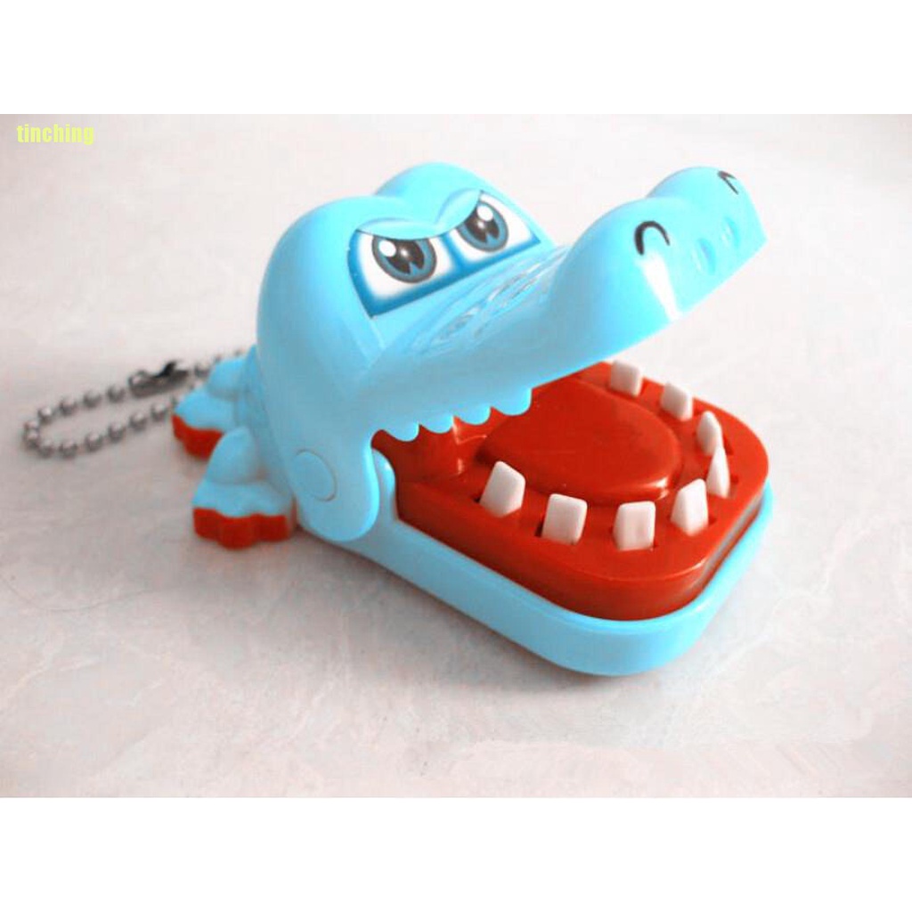 Dép Xỏ Ngón Hình Cá Sấu Vui Nhộn Tinching11