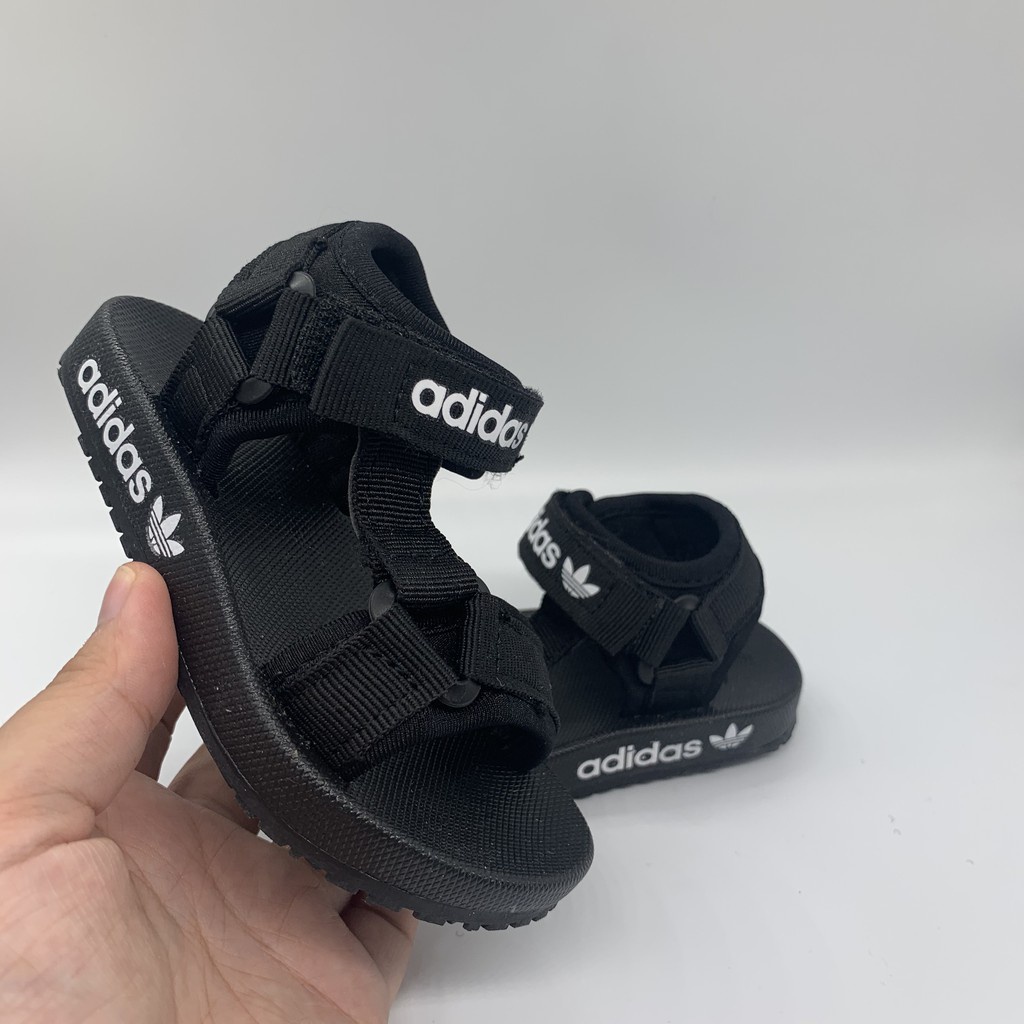 Adidas Xăng đan Thể Thao Siêu Nhẹ Thoáng Khí Chống Trượt Thời Trang Mùa Hè Cho Bé