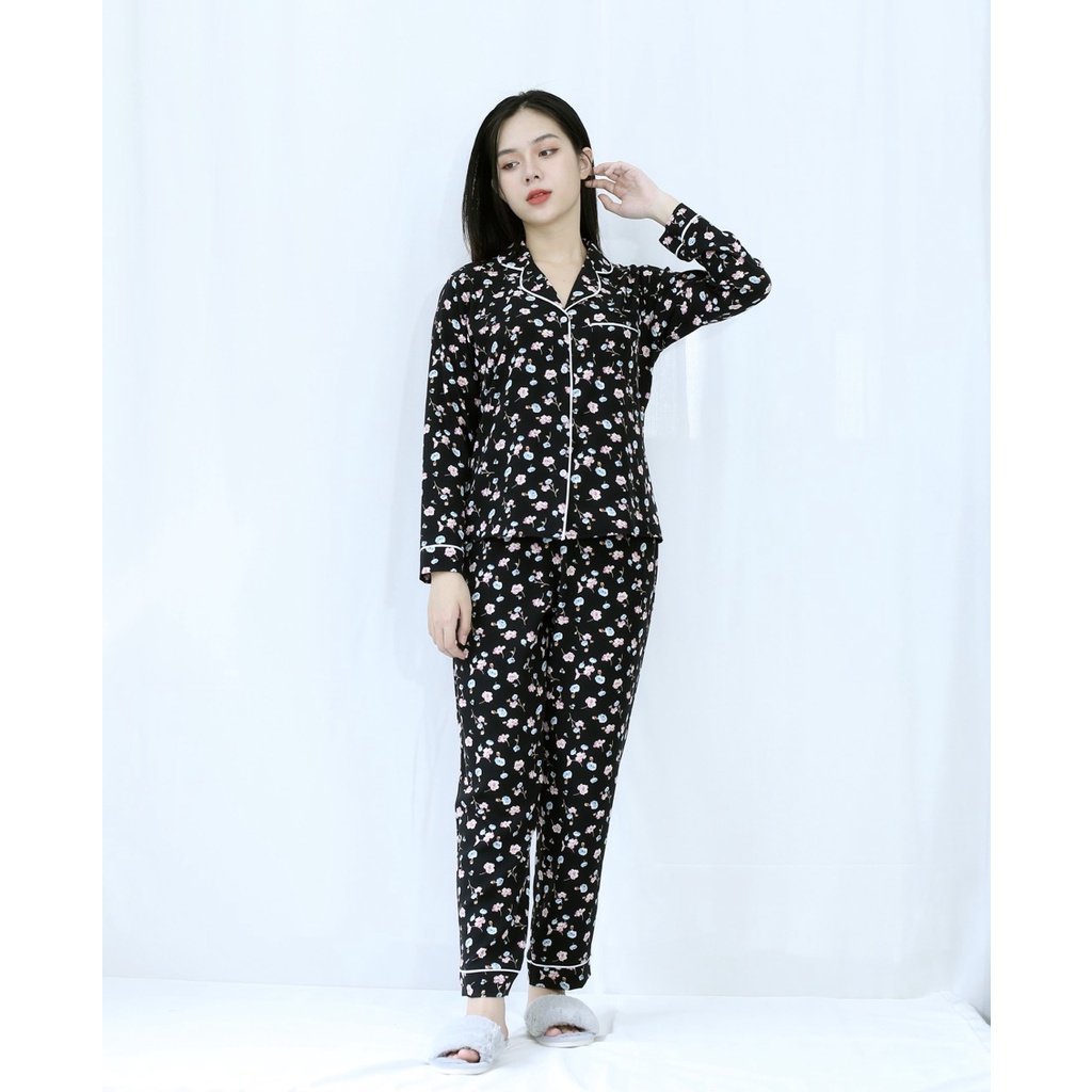 Bộ đồ Pijama Quần dài tay dài vải lụa cao cấp NỀN ĐEN HOA NHÍ  siêu sang chảnh - Thể Hiện Sự Hoàn Mỹ
