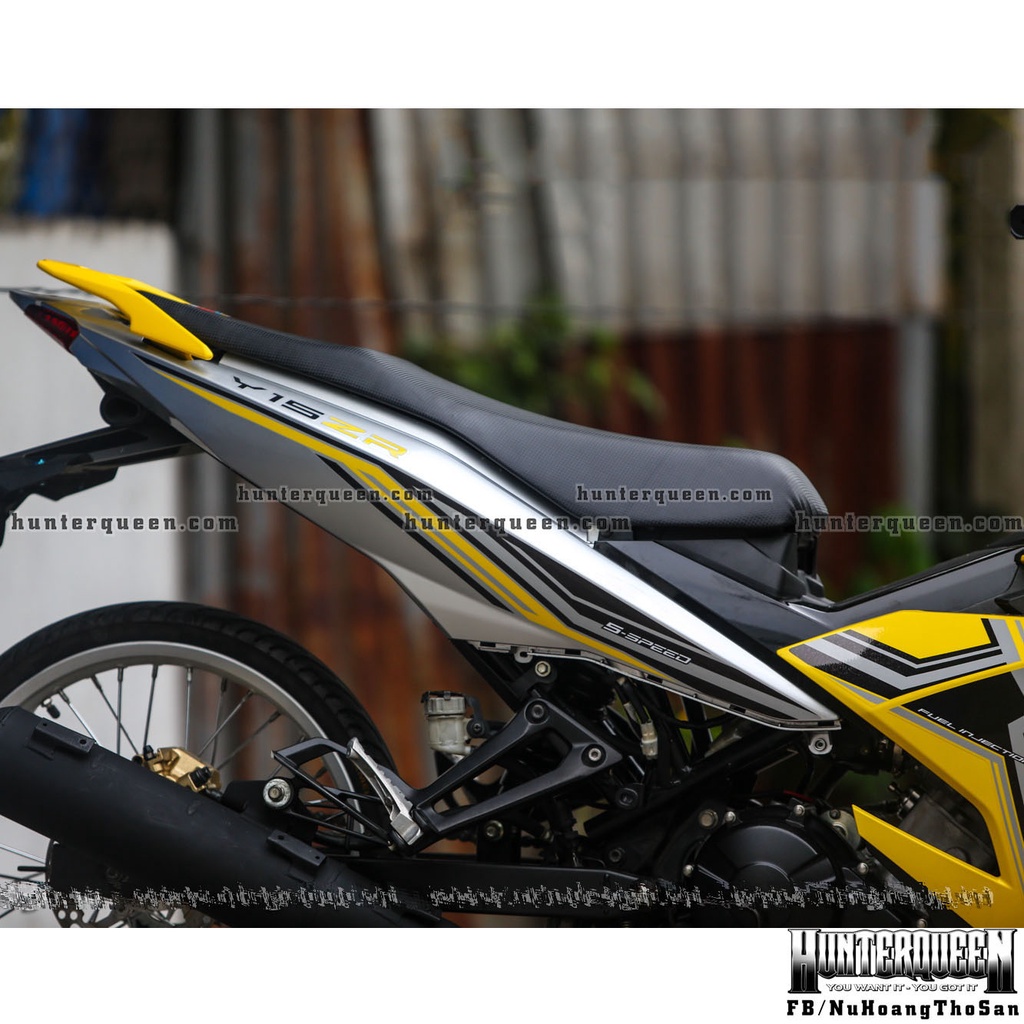 Tem rời cao cấp Y15ZR 2022. Dán xe Exciter 150 vàng bạc đen. Decal chống nước, kích thước chuẩn