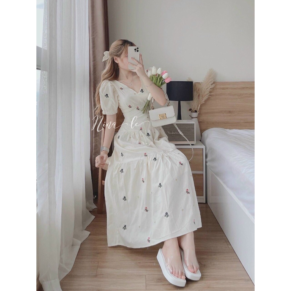 Đầm maxi nữ ôm eo dáng dài, đầm trắng tiểu thư in hoa cổ v tay phồng cột dây sau lưng xinh xắn