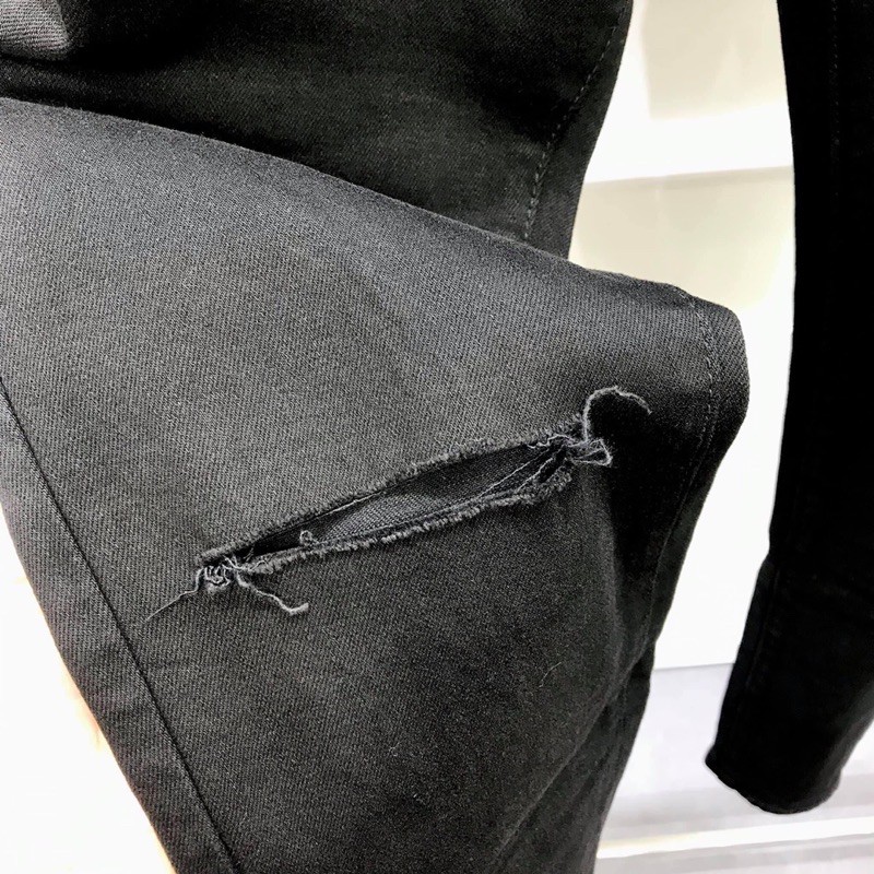 quẦn Jean rách gối