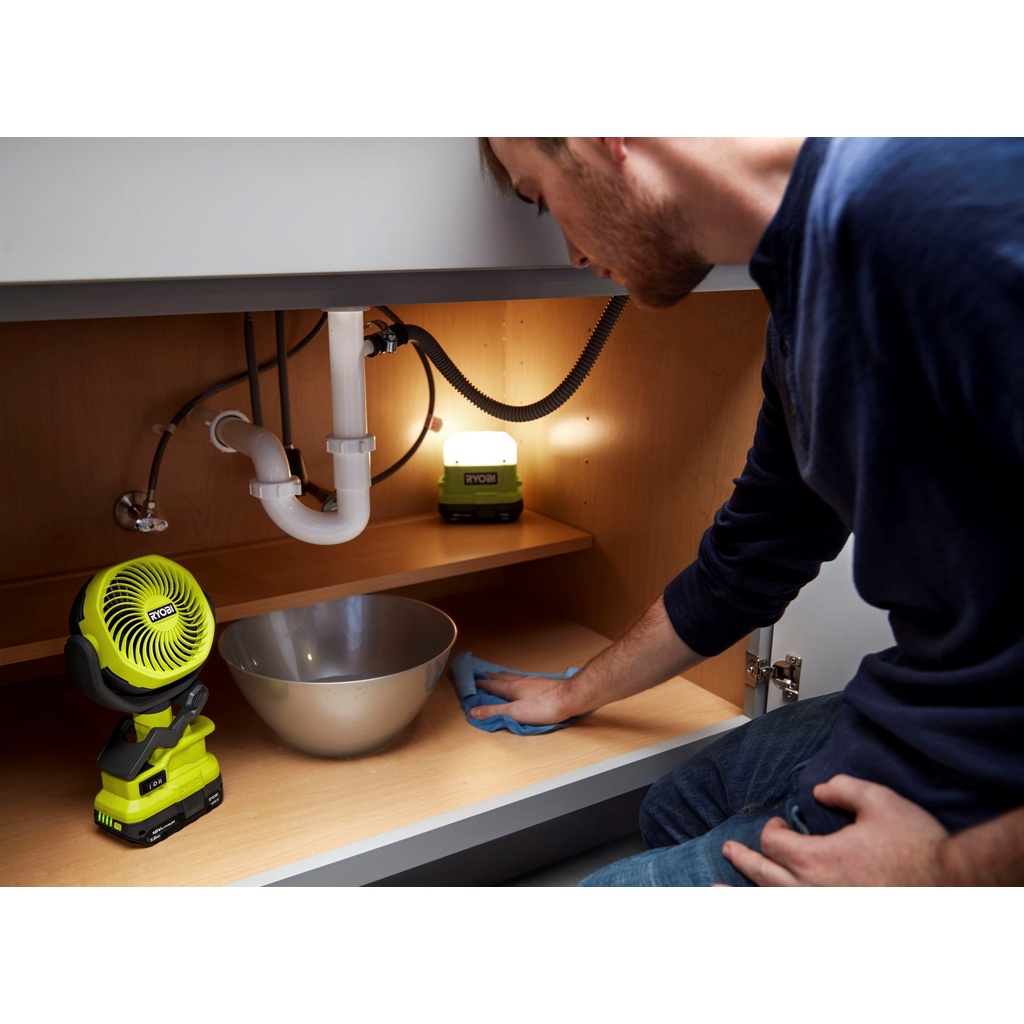 NHẬP MỸ - QUẠT PIN RYOBI PCF02B ONE+ 18V CORDLESS 4 IN. CLAMP FAN TOOL ONLY