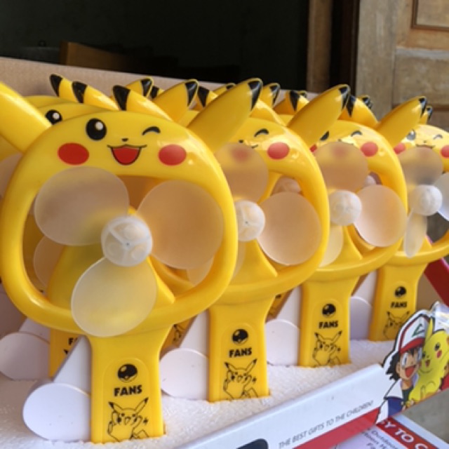 Khay 12 chiếc quạt bóp Pikachu tiết kiệm pin loại to cực mát