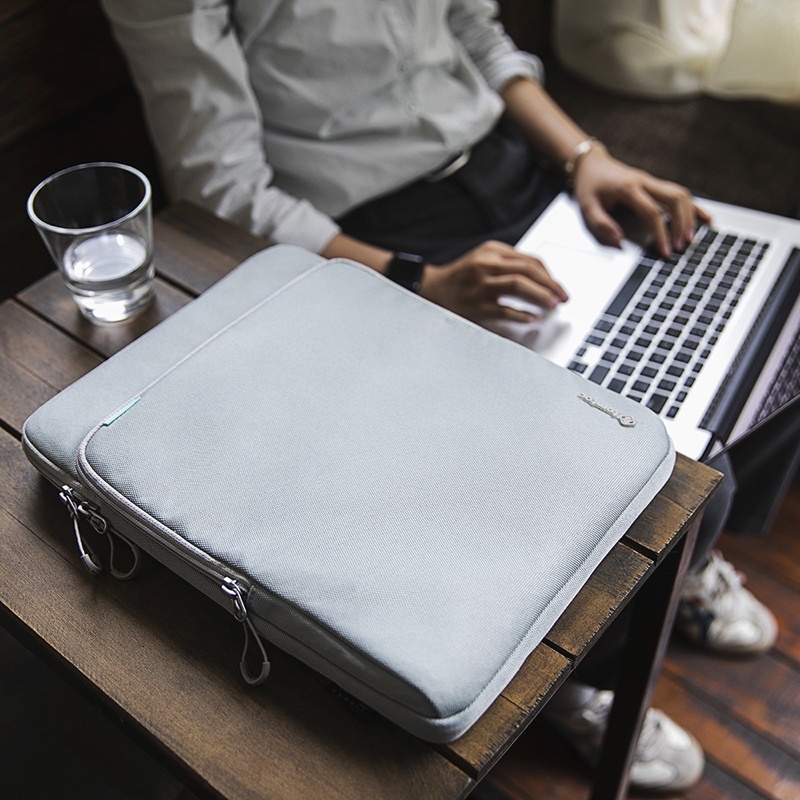 Túi Xách Chống Sốc Tomtoc 360 Protection Premium For Macbook 13/14/15/16inch