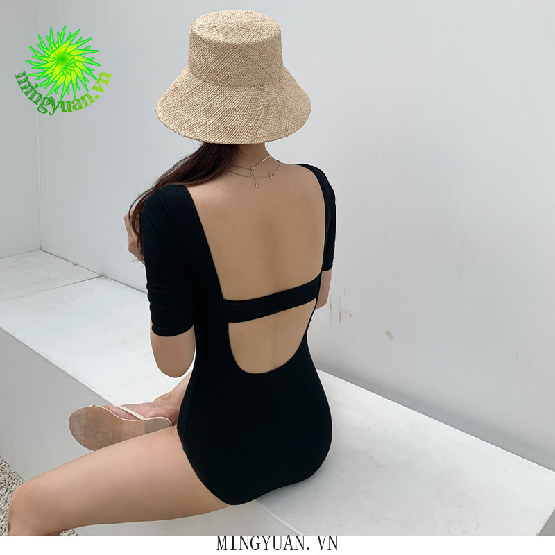 Bộ đồ bơi một mảnh cổ vuông dáng mỏng đơn giản thời trang Hàn Quốc 2020 | BigBuy360 - bigbuy360.vn