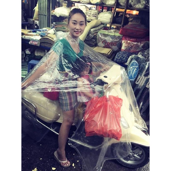 Áo Mưa Trong Suốt Siêu Dai ,có khẩu trang tiện lợi cùng tay cánh dơi rộng rãi giúp che mưa hiệu quả