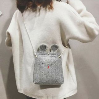 TÚI ĐEO CHÉO TAI THỎ ULLZANG
