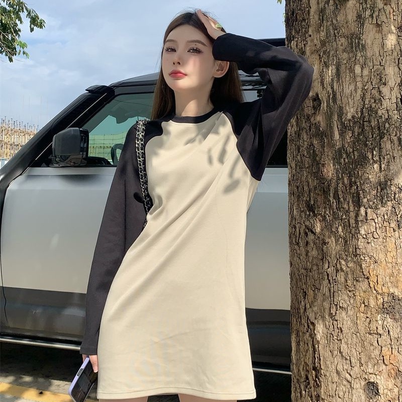 Đầm COZOKC dài tay cổ tròn dáng rộng phối màu tương phản thời trang