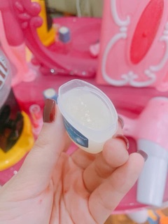 Son dưỡng vaseline