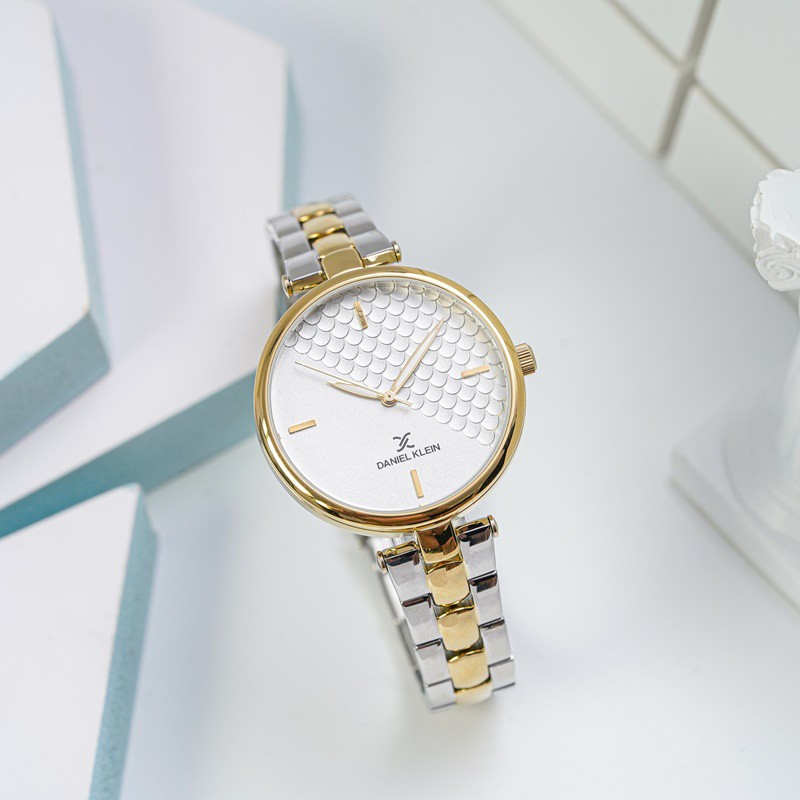 Đồng hồ nữ chính hãng Daniel Klein DK.1.12556.5 chống nước, mặt số chạm nổi vân sóng, dây thép không gỉ cao cấp
