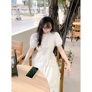 Đầm trắng dài tay bồng tiểu thư