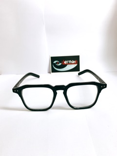 KÍNH V PHOM LẠ ĐẸP ĐỘC ĐÁO