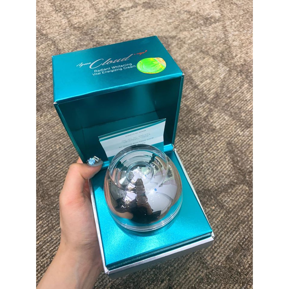 Kem dưỡng trắng cấp nước AQUA CLOUD x2UP