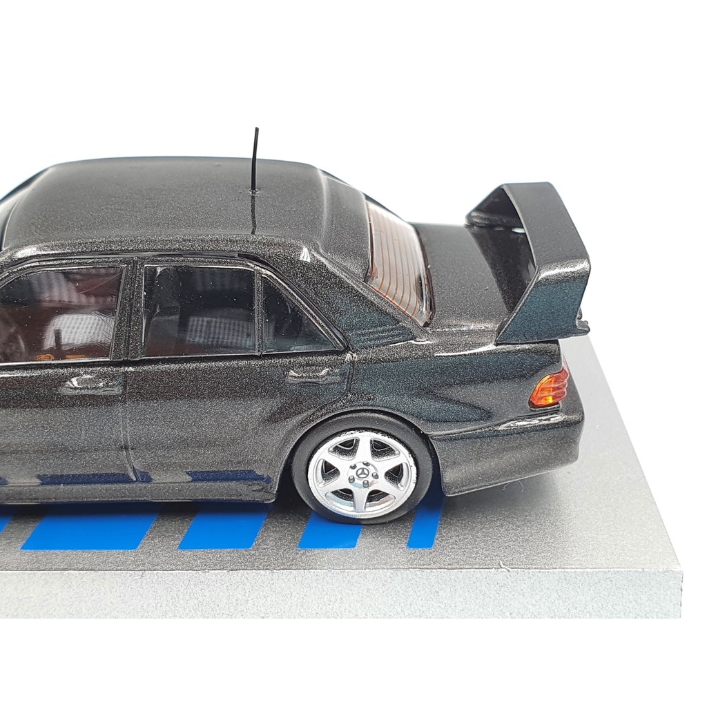 Xe Mô Hình Mercedes-Benz 190E 2.5-16 Evolution II Tỉ lệ 1:64 Hãng sản xuất Tarmac Works ( Đen )