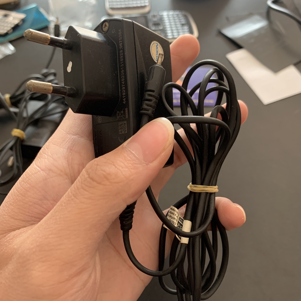 Sạc Nokia Chân Kim Zin Cũ