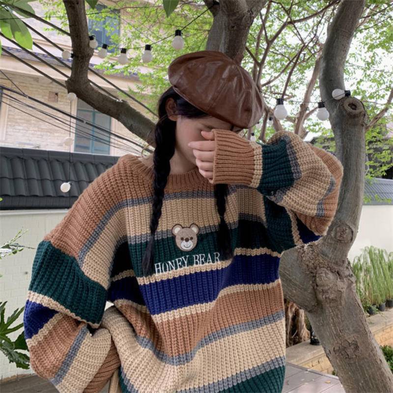 Áo Sweater Dệt Kim Cổ Tròn Họa Tiết Gấu Nâu Dễ Thương Cho Nữ