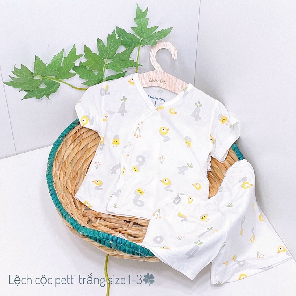 Bộ cộc tay thun lạnh cài lệch họa tiết hình thú cho các bạn nhỏ 3-9kg