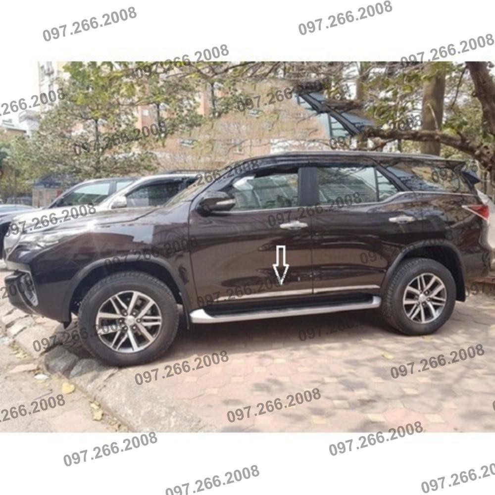 NẸP SƯỜN XE TOYOTA FORTUNER 2017-2021 bản nhỏ mạ crom