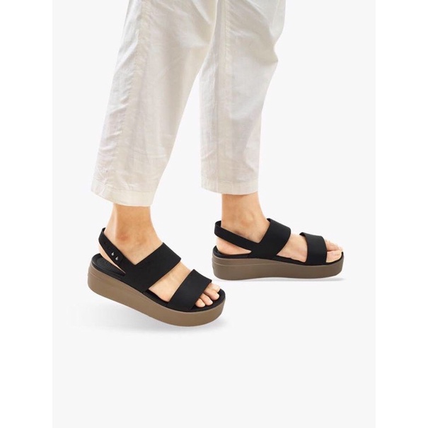 Sandal Cross Brooklyn đi mưa thoải mái, chống mùi hôi chân, mềm êm