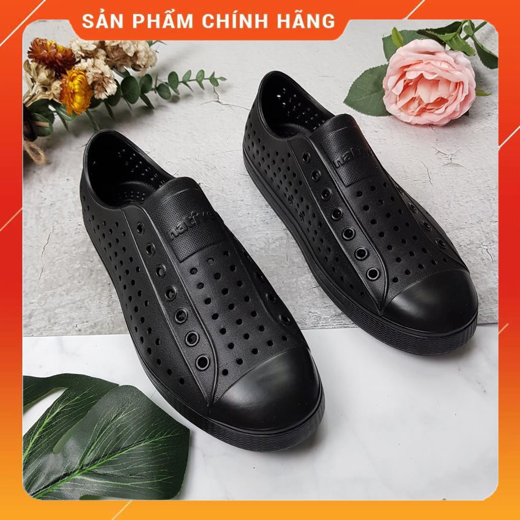 [FULL HỘP] Giày nhựa đi mưa Native - Chất liệu nhựa xốp siêu nhẹ, không thấm nước - Màu full đen | BigBuy360 - bigbuy360.vn