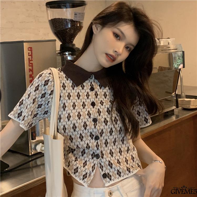 Áo Thun Dệt Kim Ngắn Tay Cổ Bẻ Màu Sắc Tương Phản Phối Nút Họa Tiết Hình Thoi Cổ Điển Cho Nữ