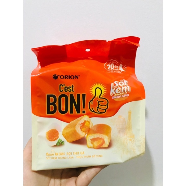 Bánh ăn sáng sợi thịt gà C'est Bon Orion xốt kem trứng Lava 101,5g