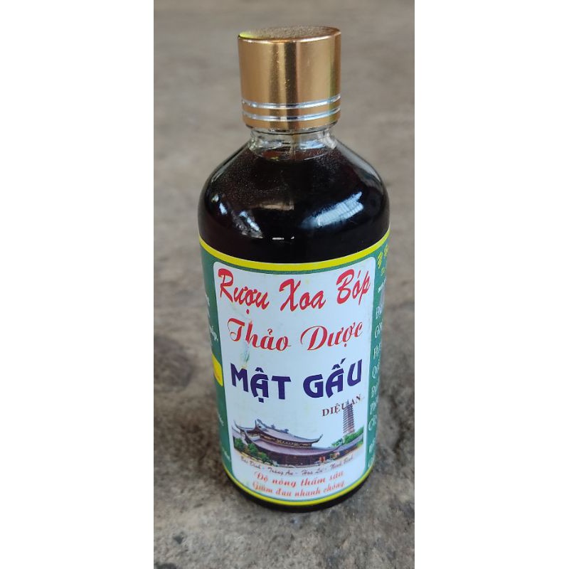 1 Chai dầu xoa bóp