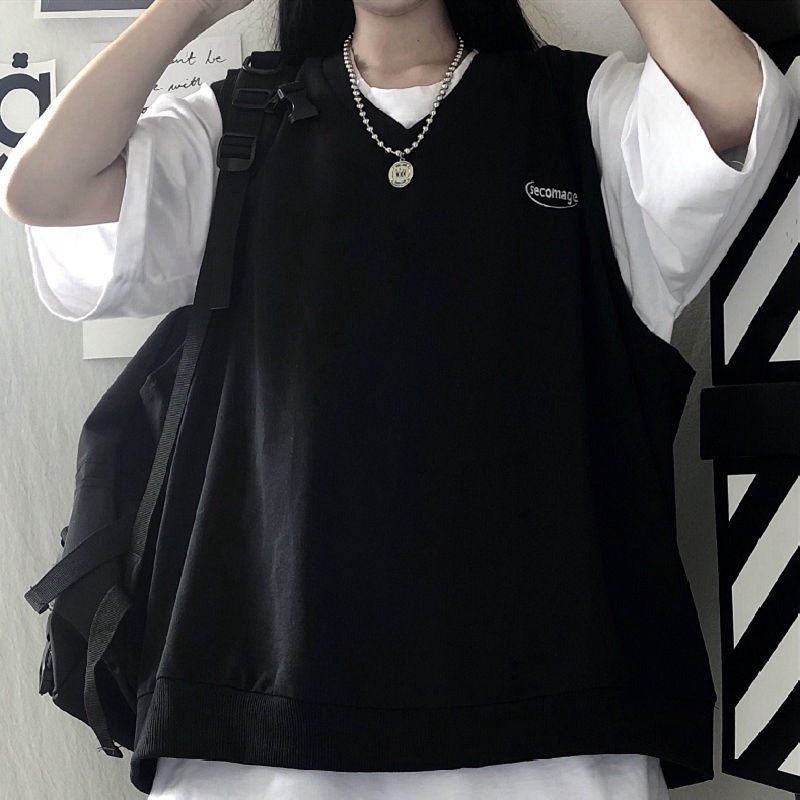 Set Áo Thun Trơn Cổ Chữ V Dáng Rộng + Áo Vest Thêu Hoạ Tiết Đơn Giản Trẻ Trung