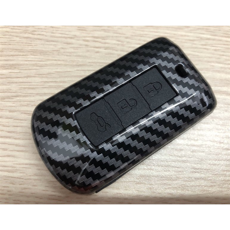 Ốp chìa khóa vân cacbon - mitsubishi -OURLANDER-XPANDER - 2019