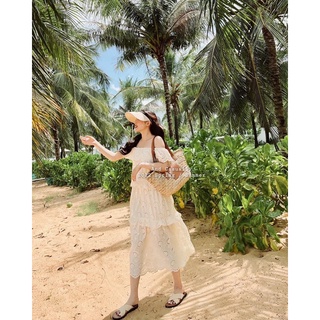And Casually /  Váy đũi be trễ vai