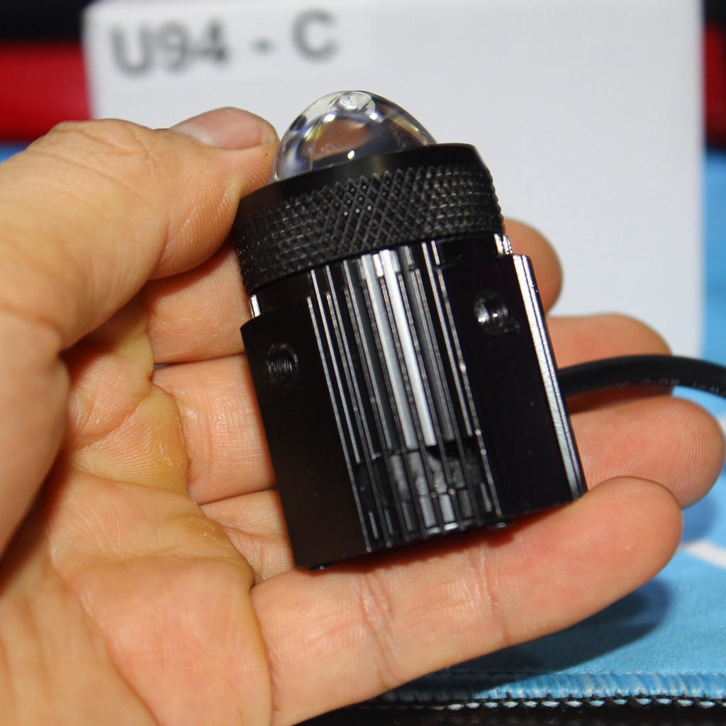 Đèn trợ sáng bi cầu mini 2 chế độ xe máy loại 1 hộp có nguồn