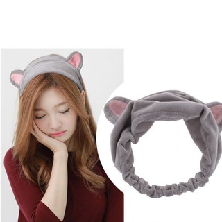 BĂNG ĐÔ TAI MÈO RỬA MẶT