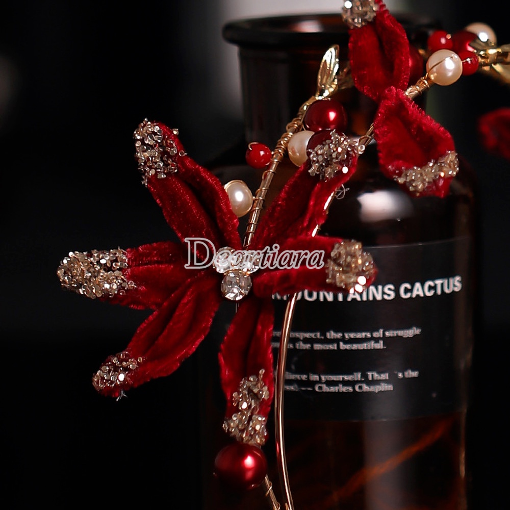 Bộ băng đô và bông tai xinh xắn dành cho cô dâu