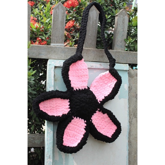 TÚI HOA DAISY. TÚI HOA HANDMADE BẰNG LEN 🌸
