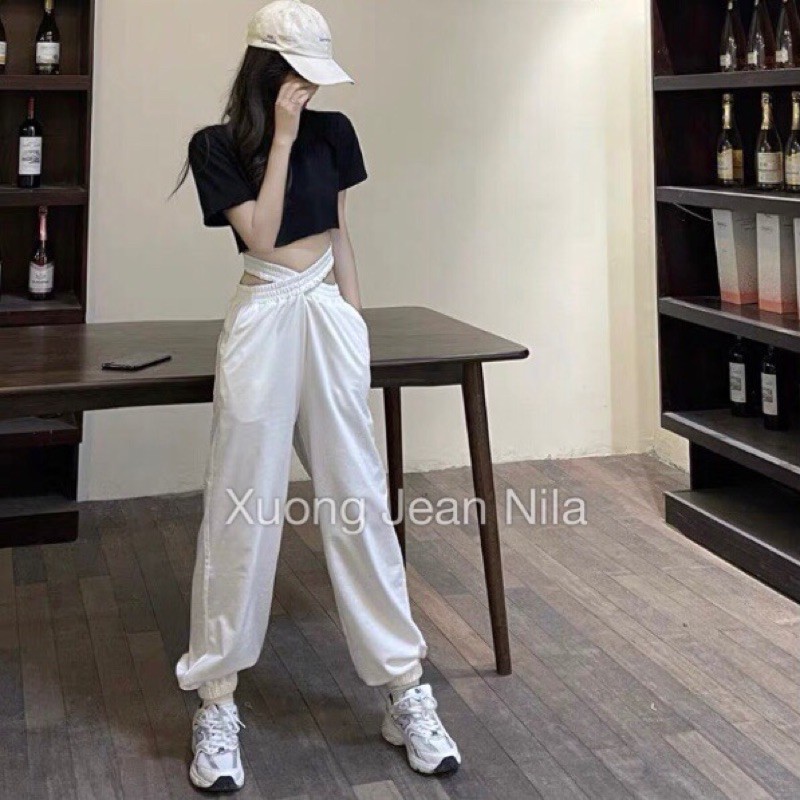 Quần jogger eo khoét chữ V siêu sexy hai màu đen và trắng