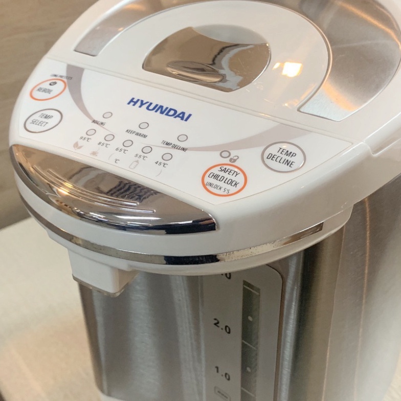 Phích điện tử Hyundai HDE 5100, Công suất 750W, Bảo hành chính hãng 12 tháng.