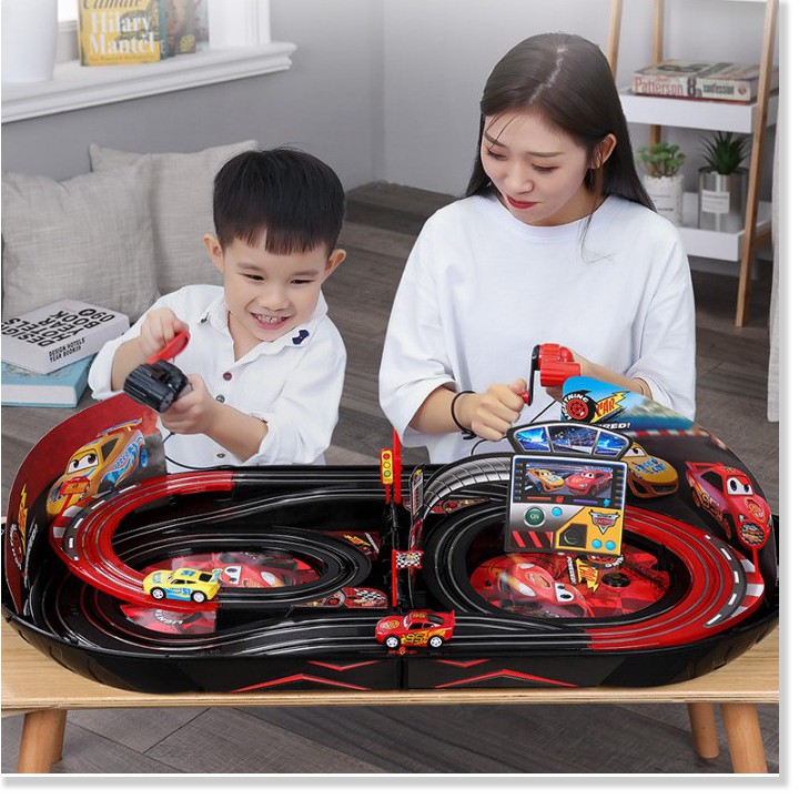 Đồ chơi Đấu trường đua xe đỉnh cao Boy Kids