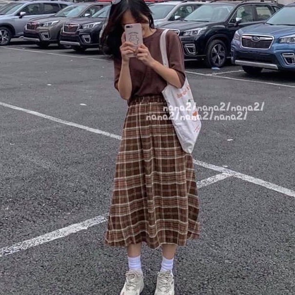 Chân váy dạ kẻ vintage cạp chun dáng dài