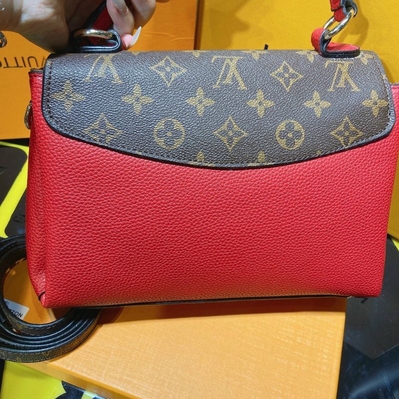 Túi Xách Nữ LV Họa Tiết Monogram Khóa Mạ Vàng Sang Trọng