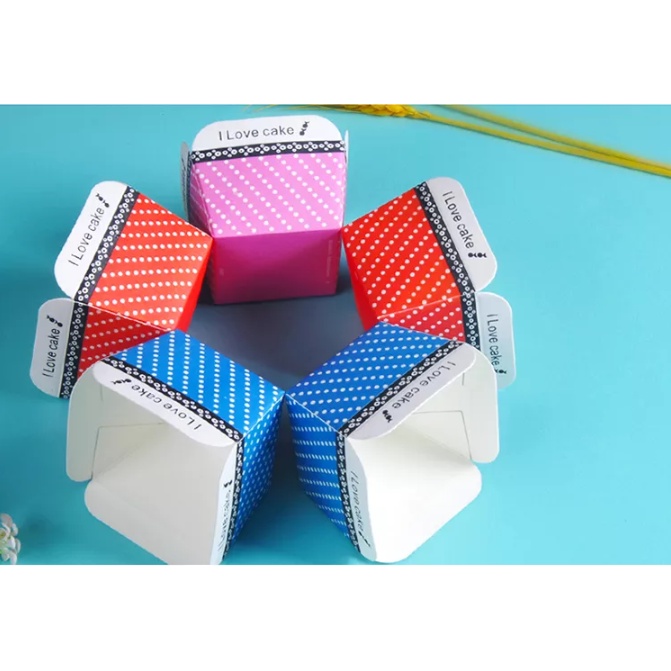 200 Cupcake muffin chử nhật dùng 1 lần bỏ dc vào lò nướng bánh