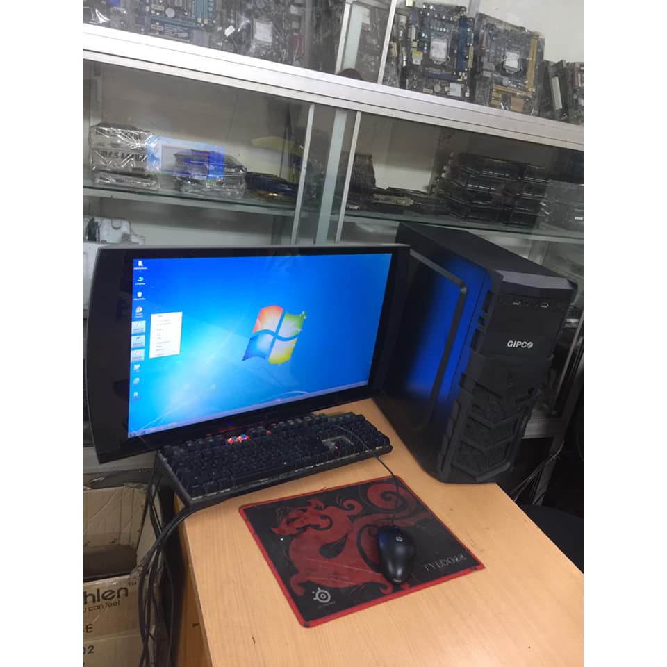 Bộ cây máy tính để bàn dùng lướt web xem phim chơi game.