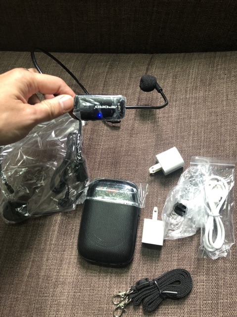 Máy trợ giảng không dây Aporo T2T3 UHF có kết nối Bluetooth