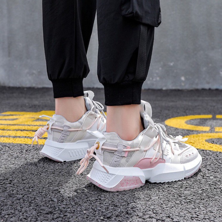 Giày thể thao nữ đế cao tag hoa đào, giày thể thao sneakes nữ siêu xinh hot trend 2021 mã M004 | BigBuy360 - bigbuy360.vn