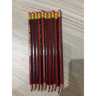viết chì 2B - 606 hoặc G - Star