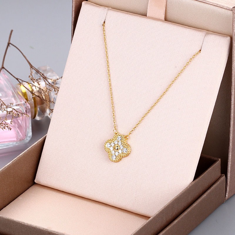 Four Pieces Of Grass Net Chained Female Gold Rose Gold Simple Agreement Bone Air Quality Birthday Popular Products