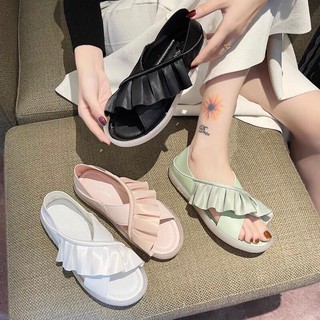 Sandal bánh bèo nhún cực Hot