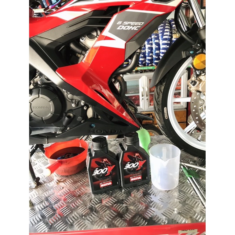 Nhớt Motul 300V Tem 3 Lớp Hàng Nhập Khẩu Pháp Dành Cho Xe Côn Tay, MôTô PKL