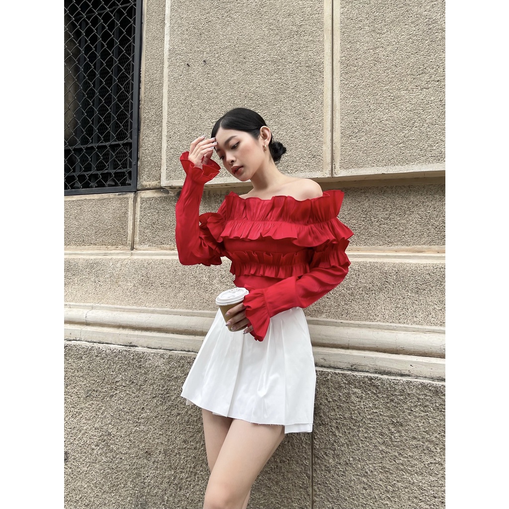 Áo croptop SheByShj trễ vai tay dài phối bèo màu đỏ - Ruby Top